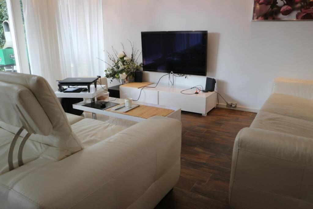 Lake House 74, Luxury Accommodation Ir Sauna Warmond Εξωτερικό φωτογραφία